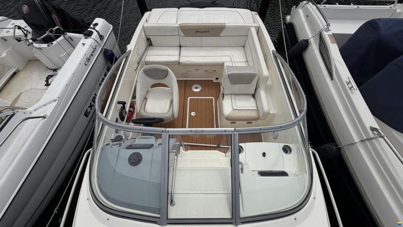 Bayliner 642 Cuddy