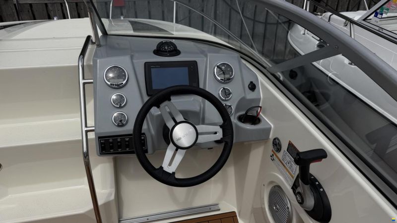 Bayliner 642 Cuddy