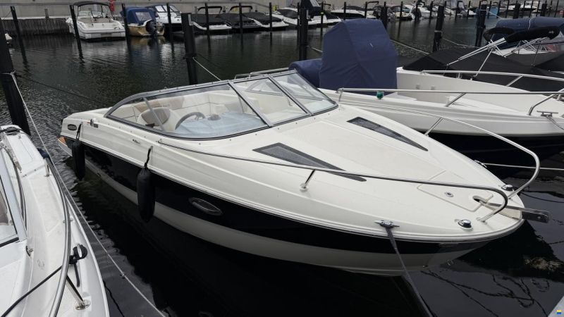 Bayliner 642 Cuddy