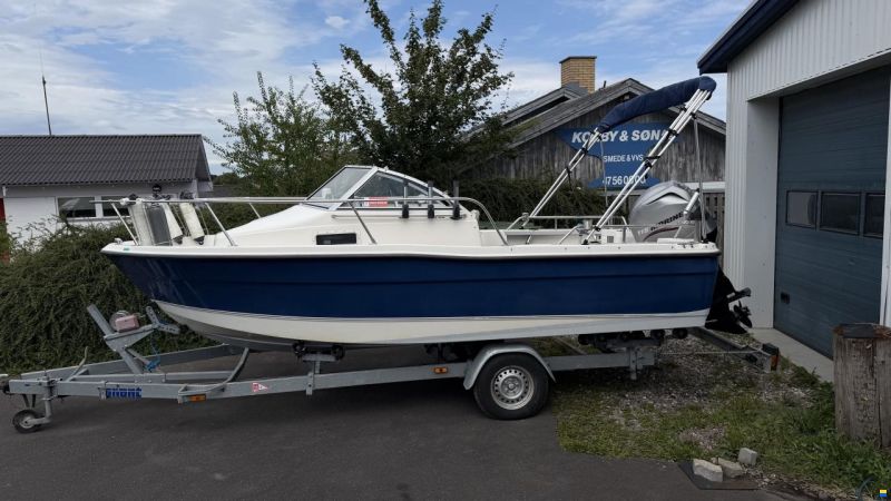 Bayliner Trophy