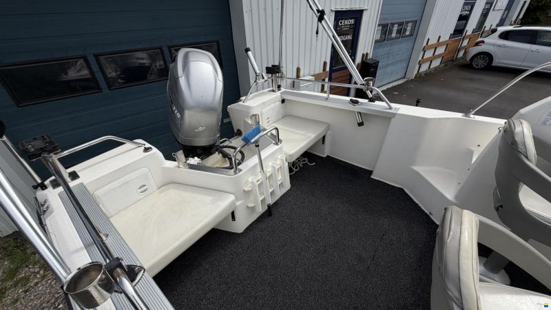 Bayliner Trophy
