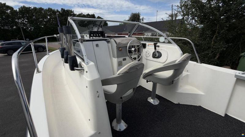 Bayliner Trophy