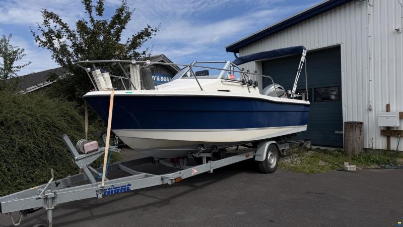 Bayliner Trophy