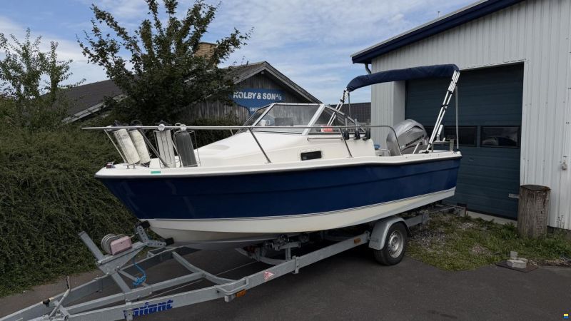 Bayliner Trophy