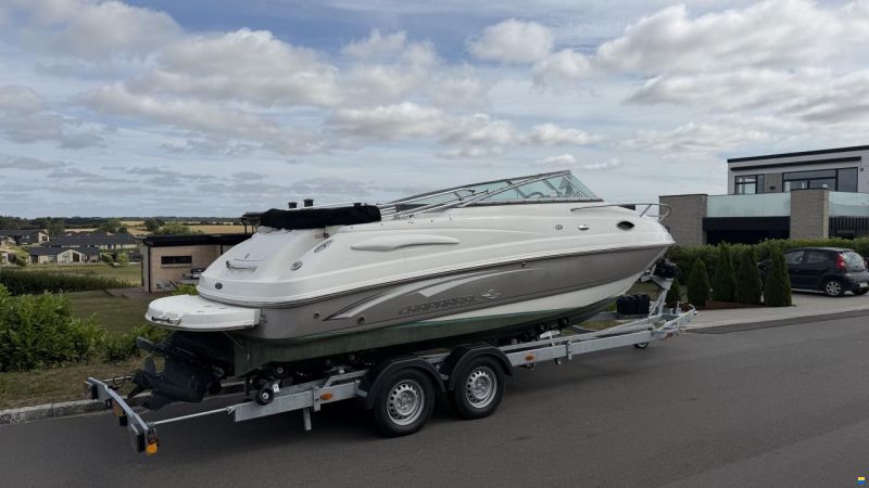 Chaparral 215 SSI