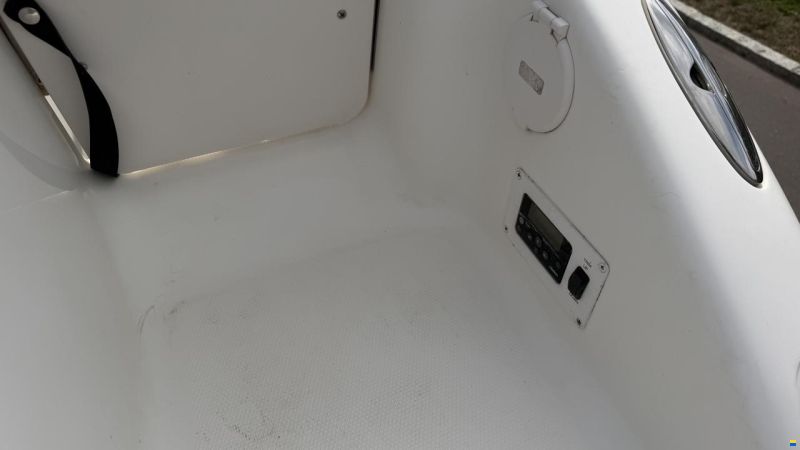 Chaparral 215 SSI