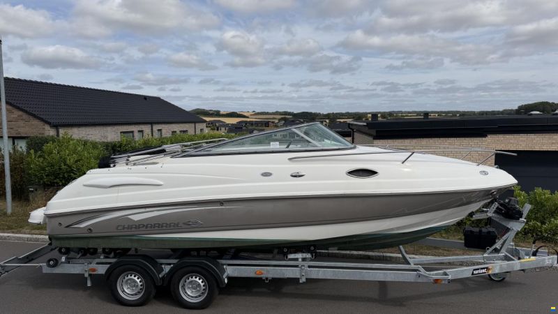 Chaparral 215 SSI