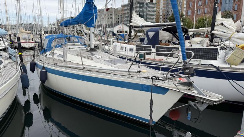Sweden Yacht 340