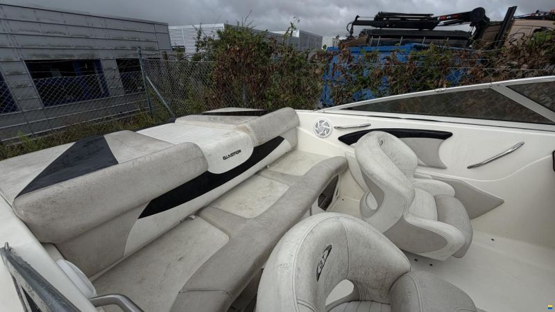 Glastron GT 185