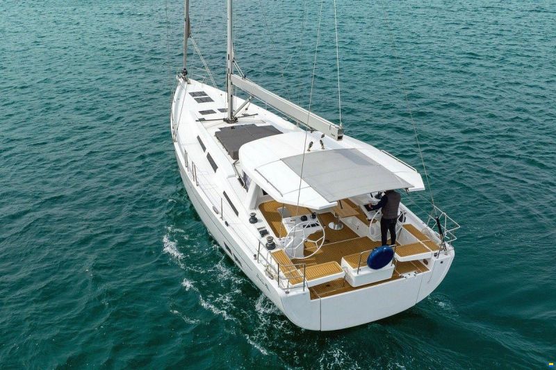 Hanse 588
