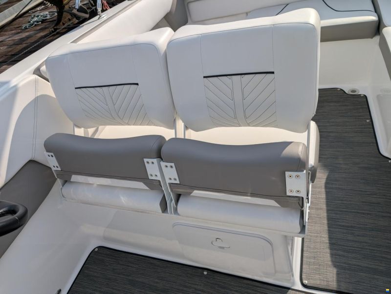 GLASTRON GTD 245 (Baujahr 2021)