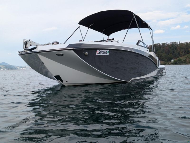 GLASTRON GTD 245 (Baujahr 2021)