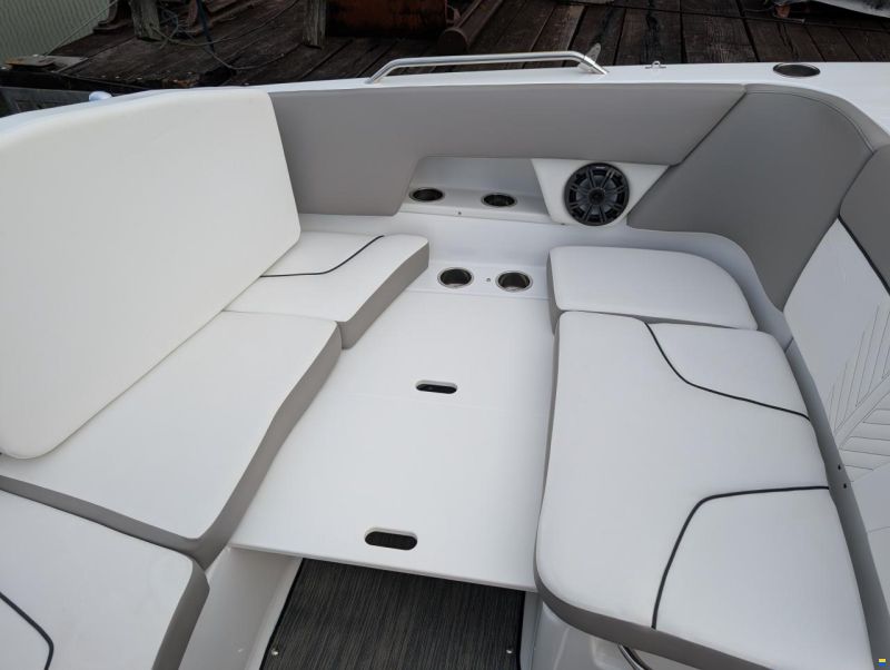 GLASTRON GTD 245 (Baujahr 2021)
