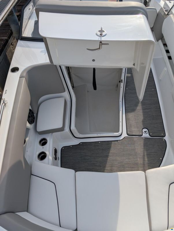 GLASTRON GTD 245 (Baujahr 2021)