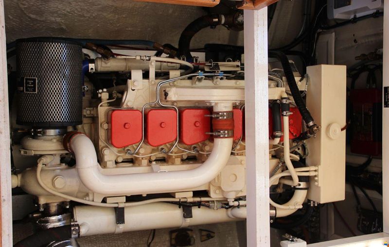 Grand Banks 32