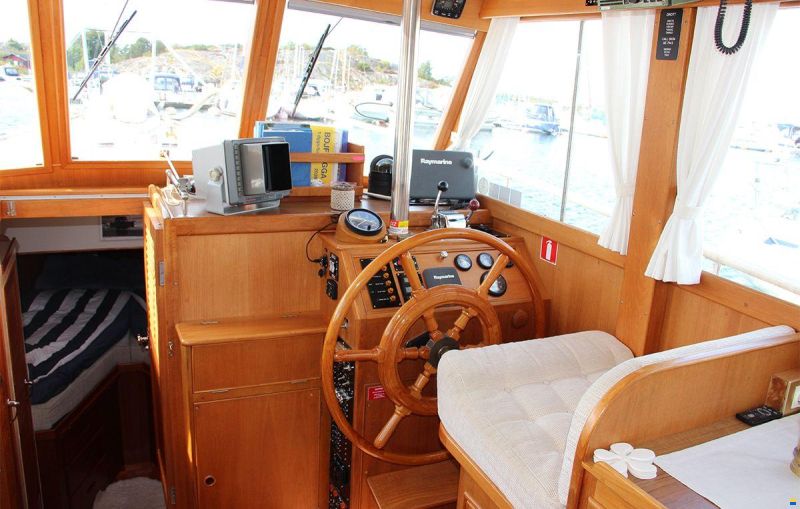 Grand Banks 32