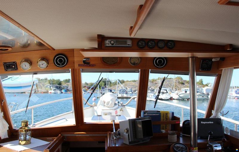 Grand Banks 32
