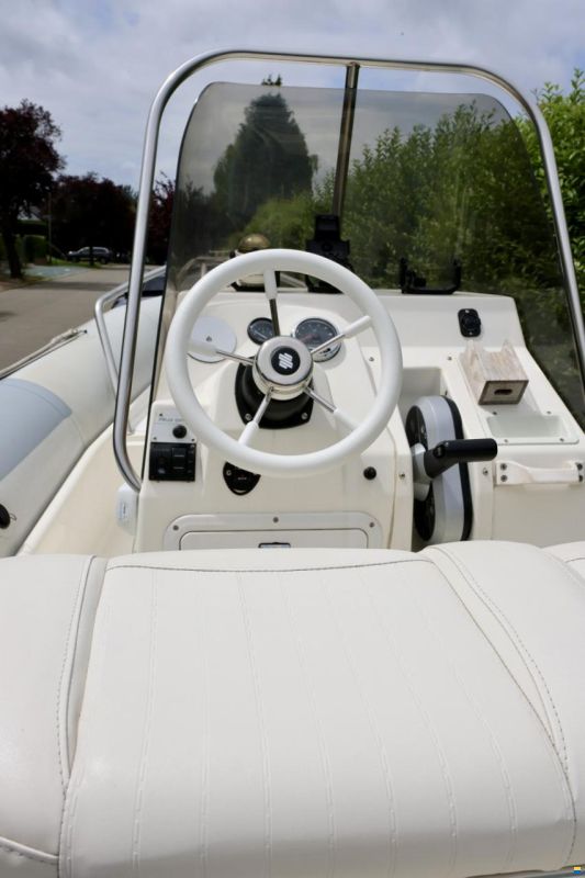 Zodiac Pro Open 650