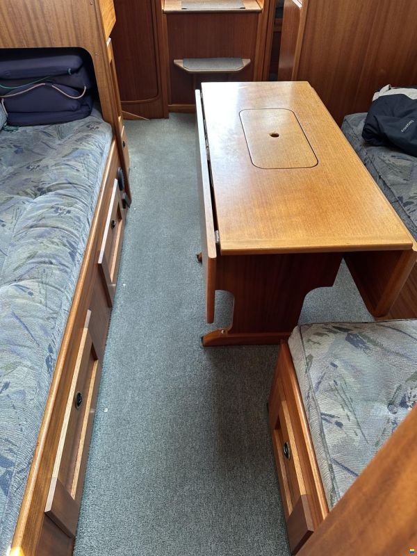 Hallberg-Rassy HR 34