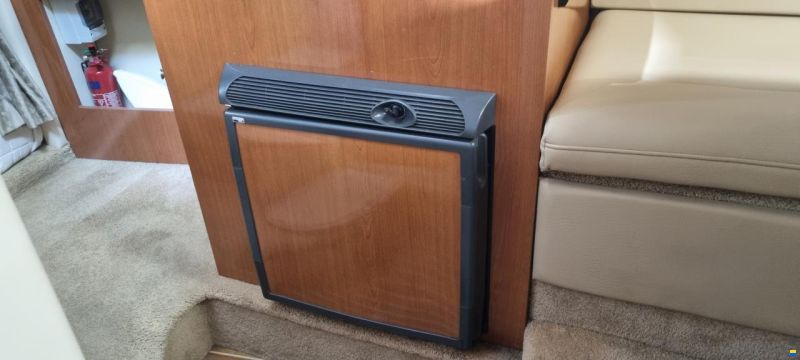 Maxum 2700 SE