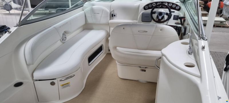 Maxum 2700 SE