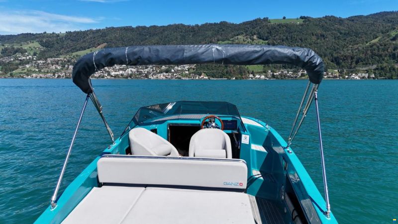 Ganz Boats Ovation 6.8
