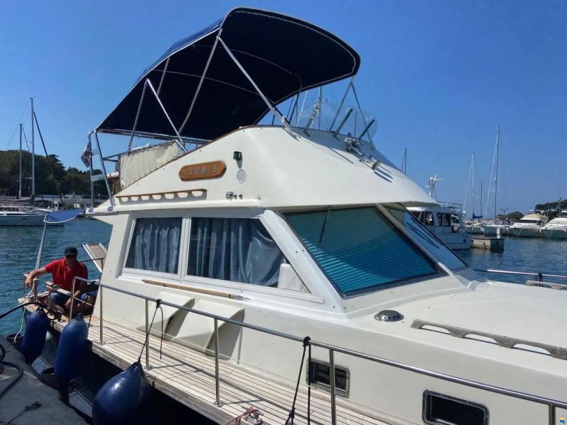 Versilcraft 37