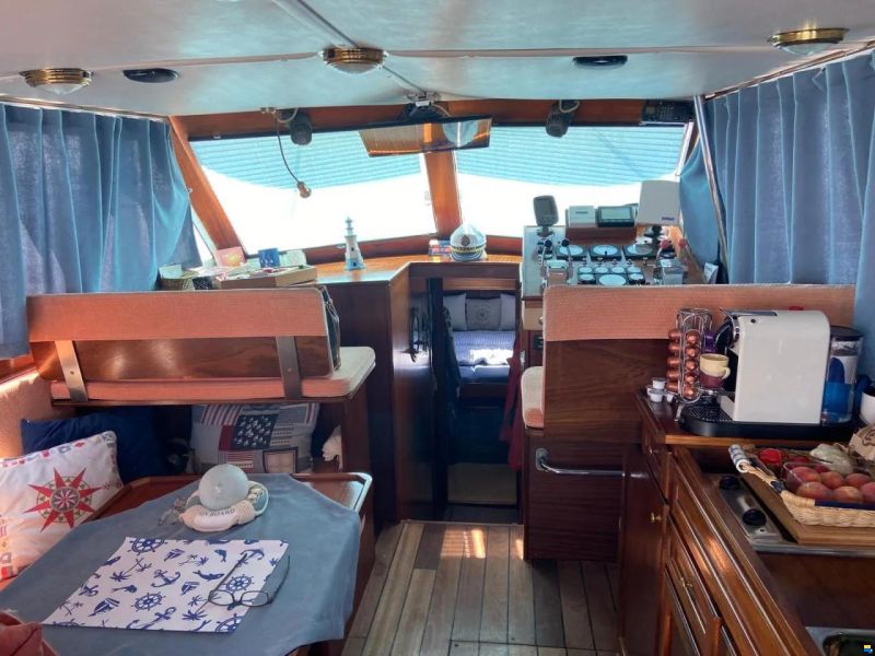 Versilcraft 37