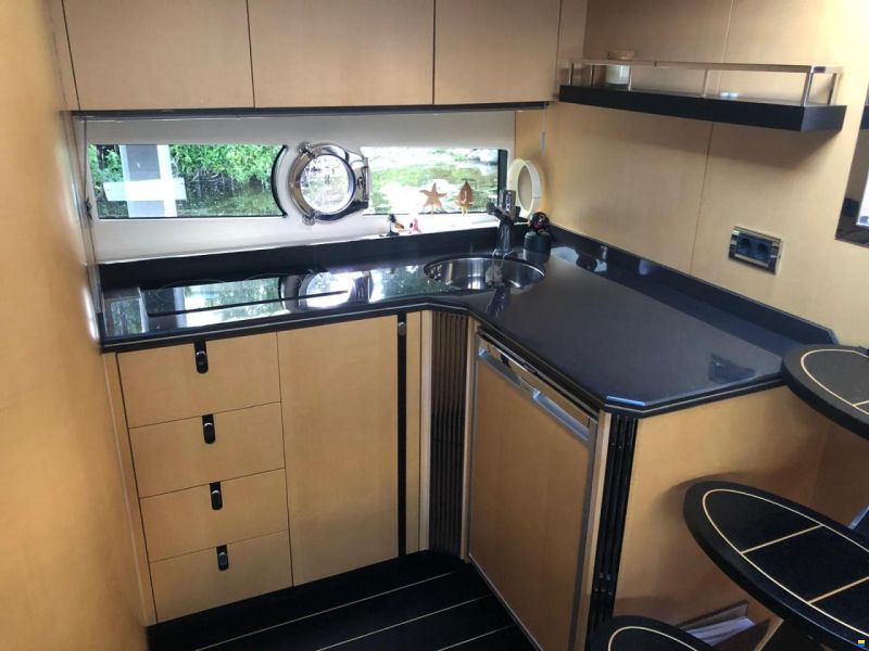 Sunseeker Portofino 40