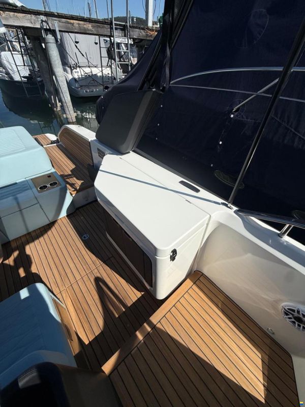 Cranchi A32 Luxury Tender