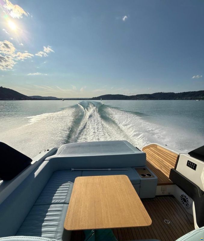 Cranchi A32 Luxury Tender