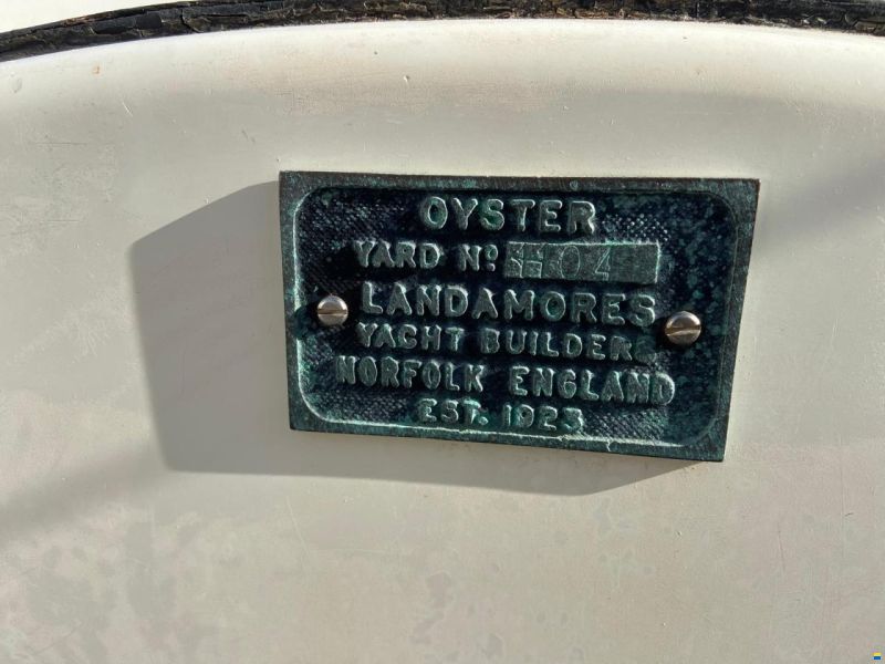 Oyster Heritage 37 Pilot House