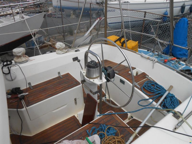 Oyster Heritage 37 Pilot House