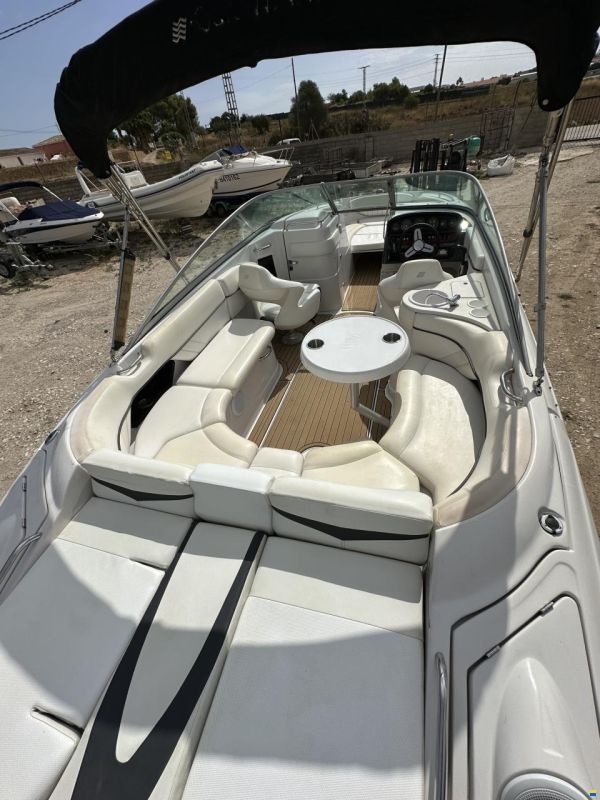 Four Winns H260