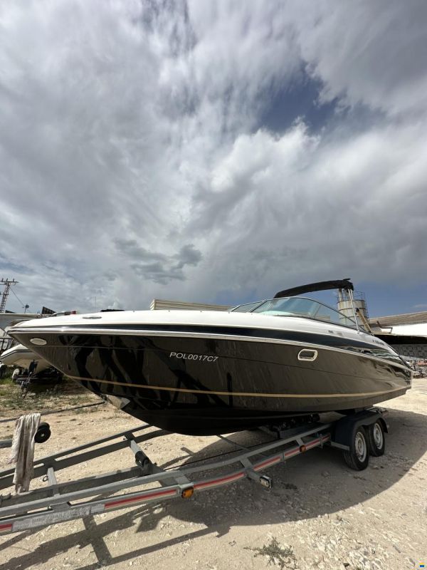 Four Winns H260