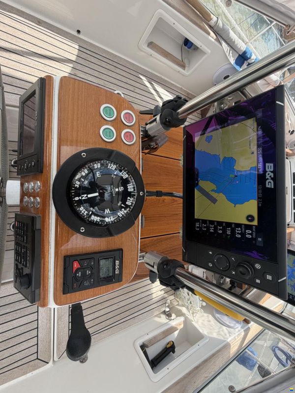 Hallberg-Rassy HR 39 MkII