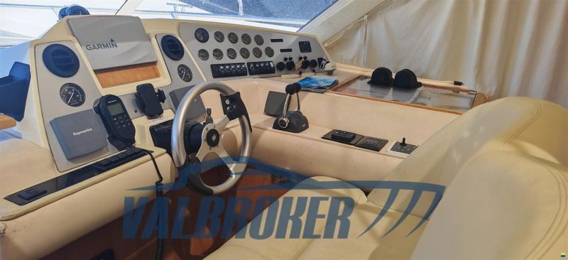 Sealine C 39