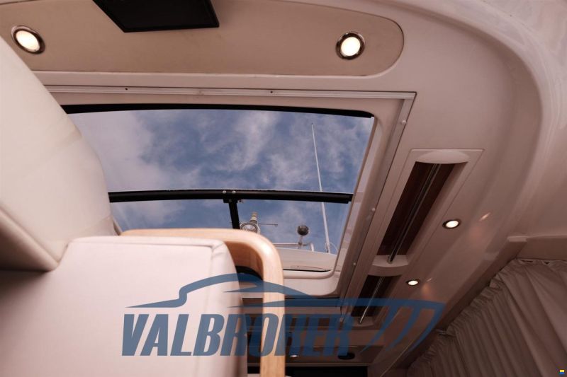 Sealine C 39