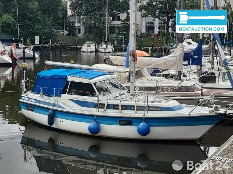 Møn 830