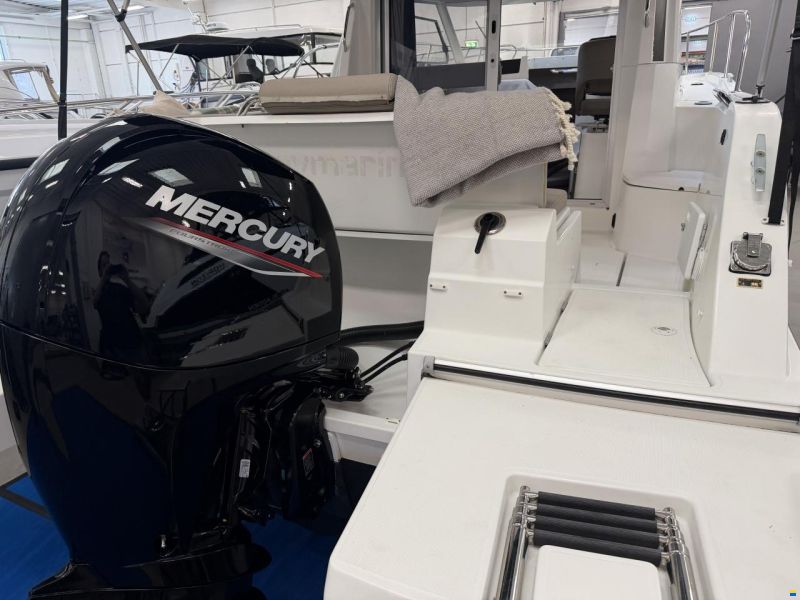 Beneteau Antares 8