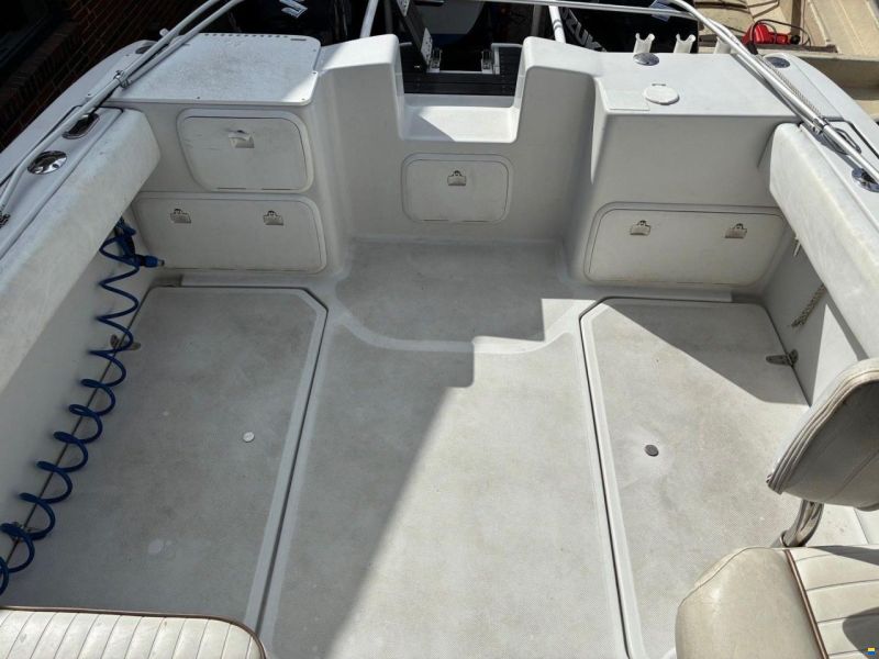 Worldcat Glacier Bay catamaran Isle Runner 2270 m