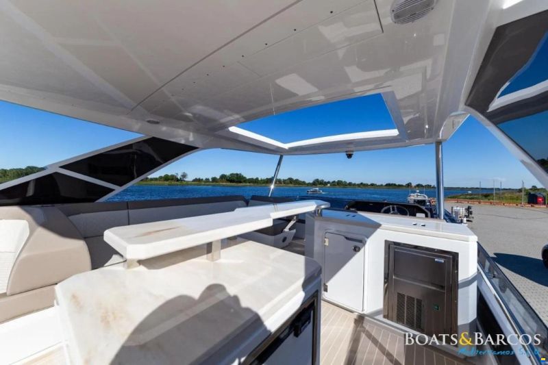 Galeon 640 Fly