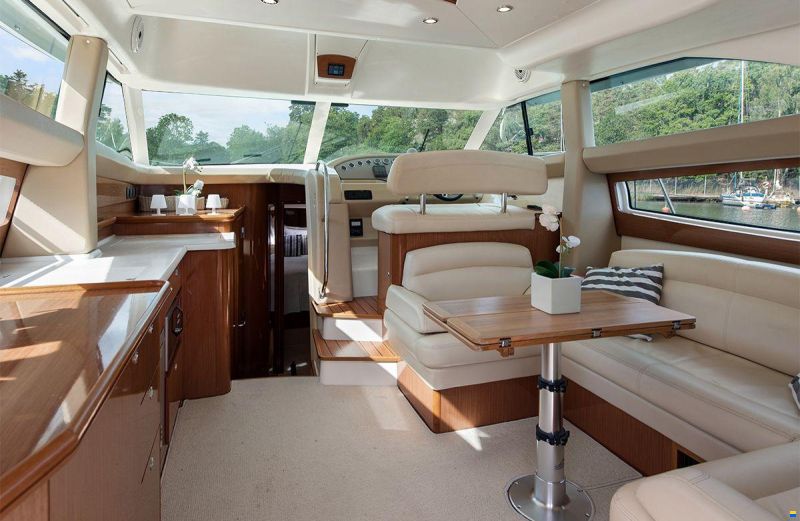 Prestige 42 Fly