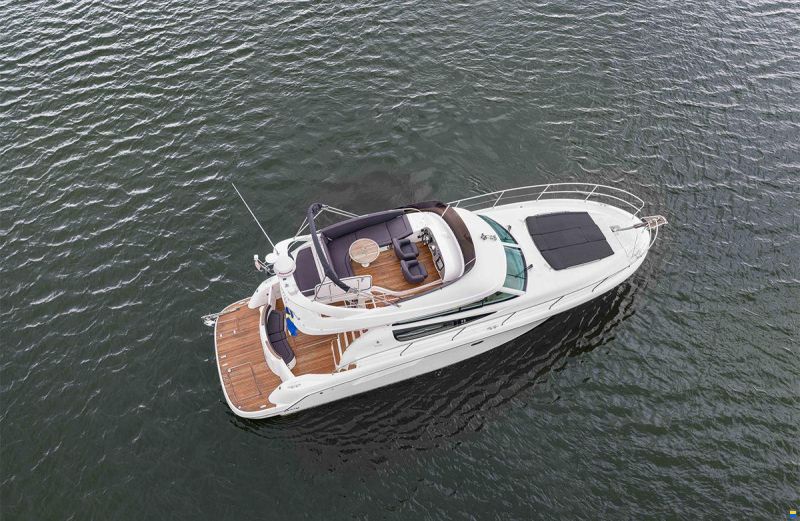 Prestige 42 Fly