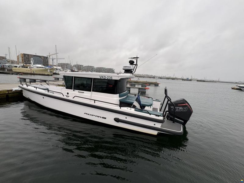 Axopar 28 Cabin Brabus