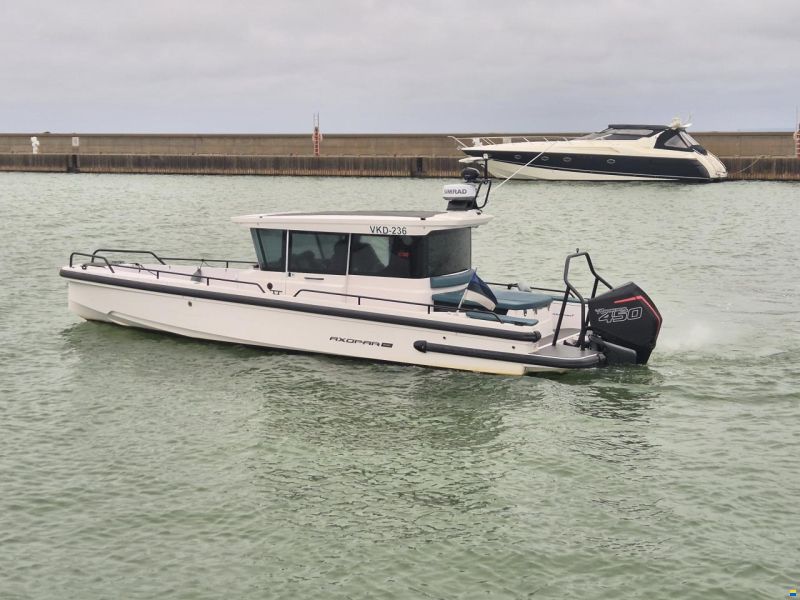 Axopar 28 Cabin Brabus