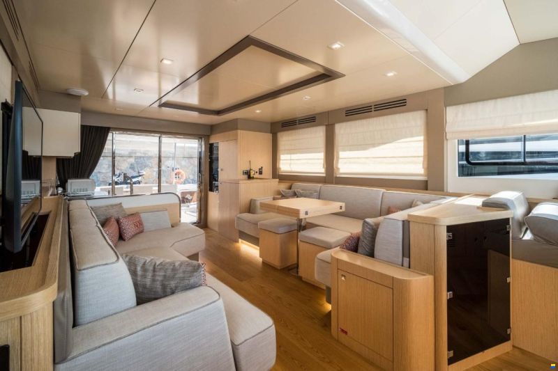 Sirena 58