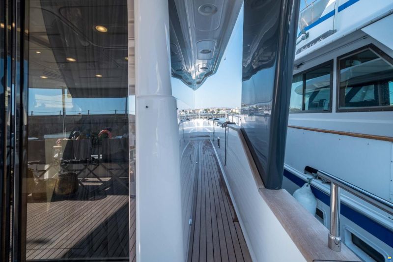 Sirena 58