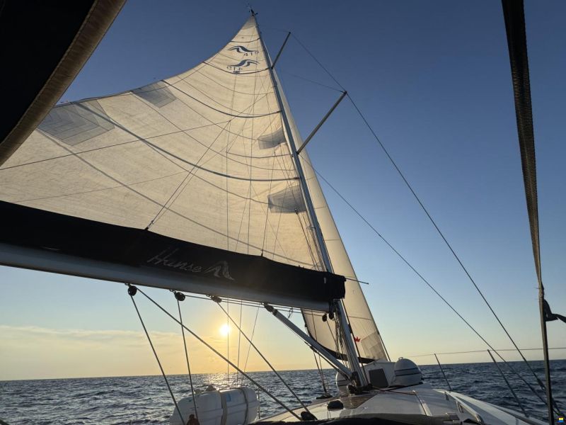 Hanse 415
