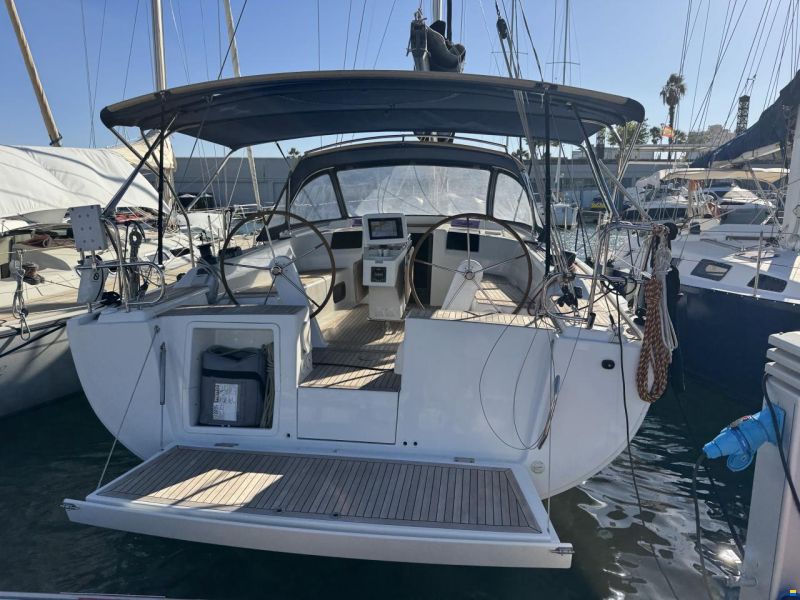 Hanse 415